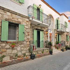 brothers-cesme-boutique-hotel.aegeanhotels.net/