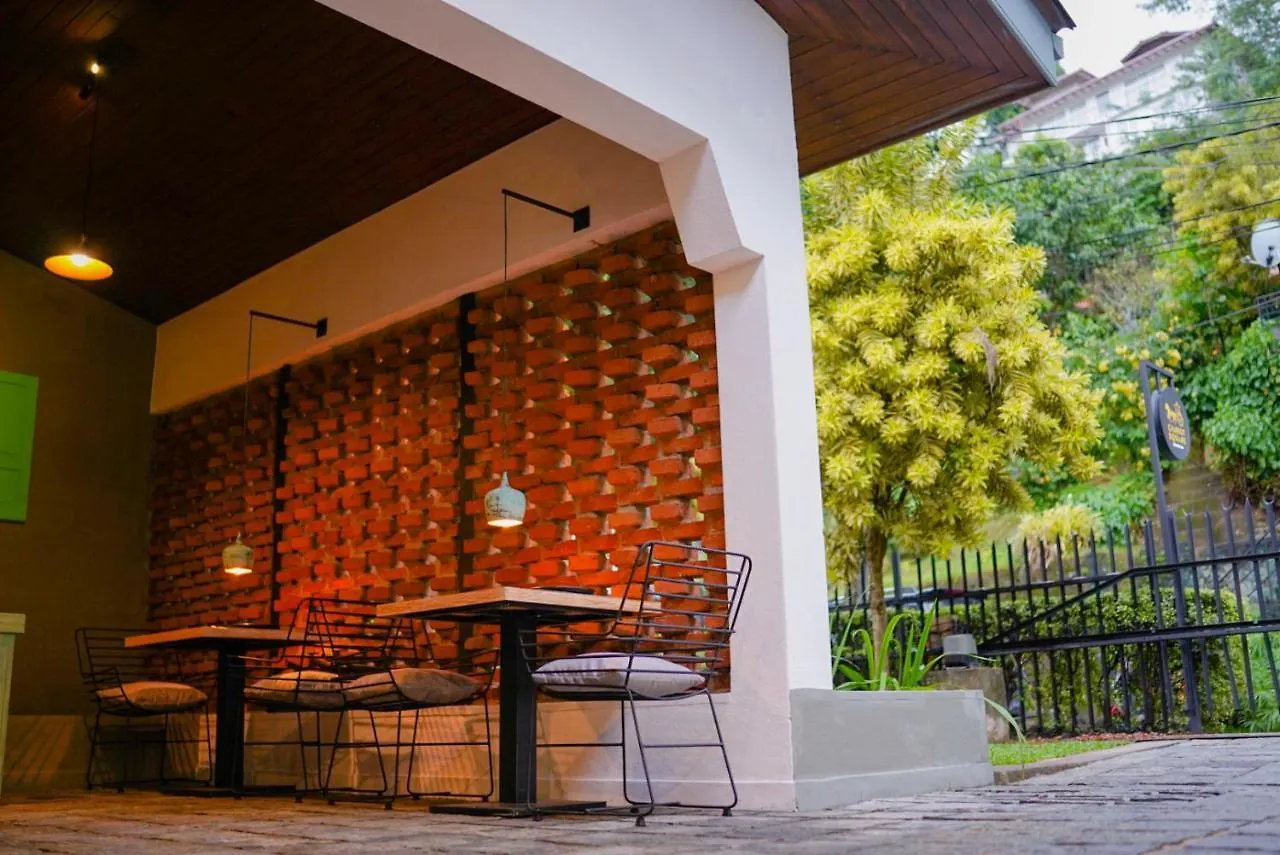 Chariot Square Hotel Kandy